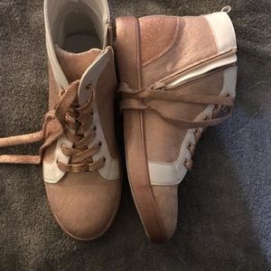 Michael Kors Blush Sneakers size 5